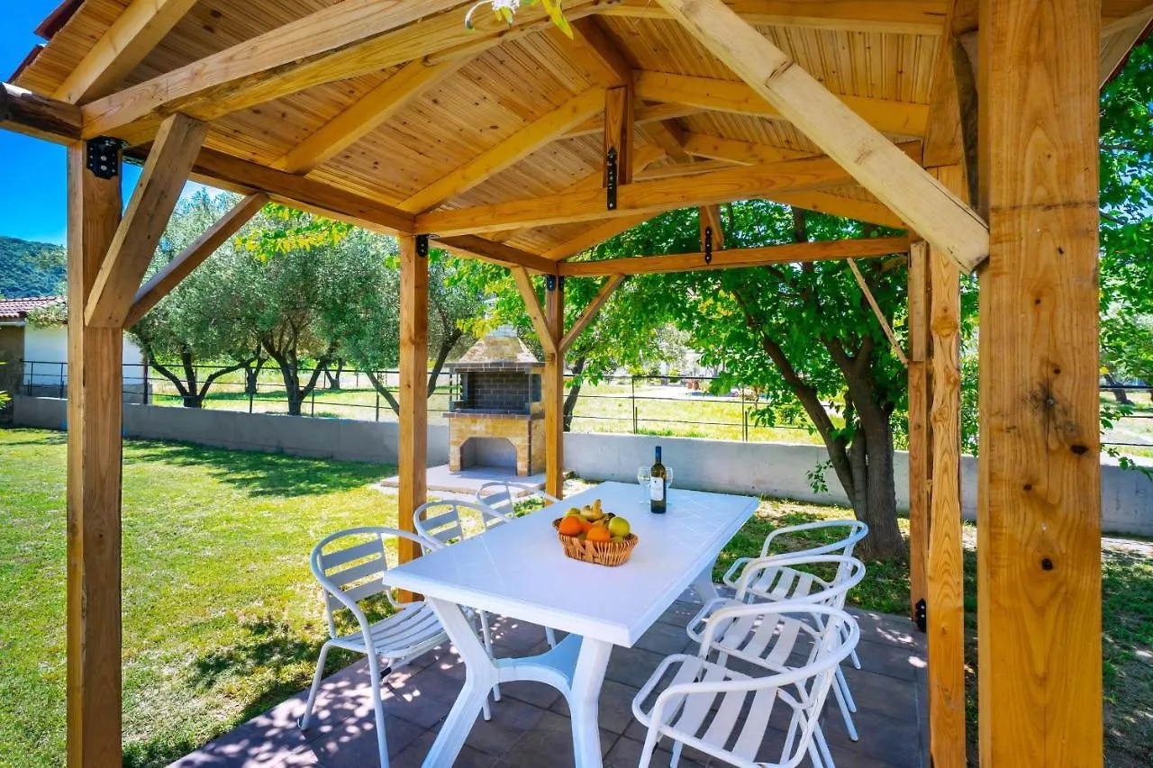 Olive Garden Apartment Olympiada