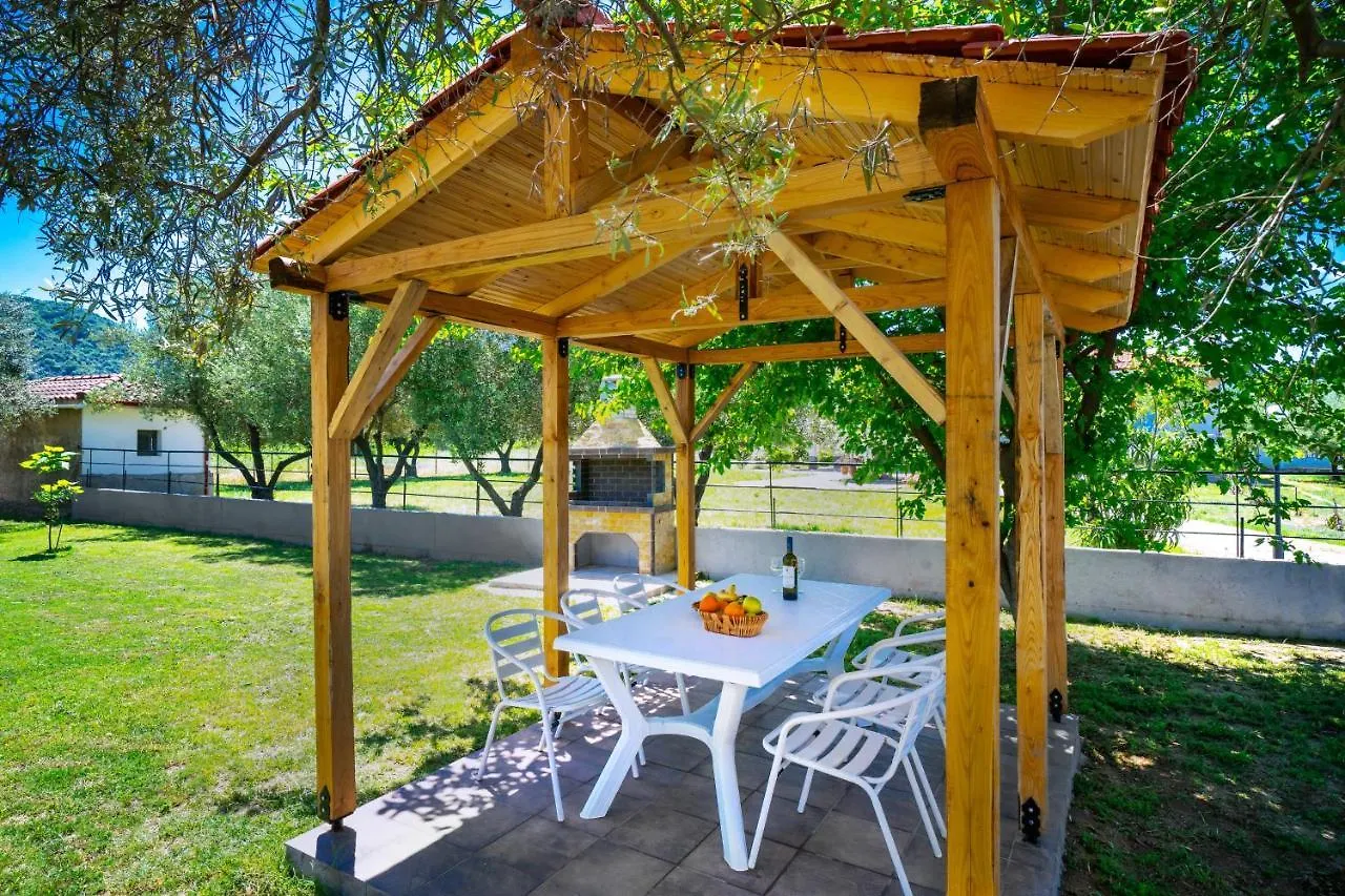 Olive Garden Apartment Olympiada