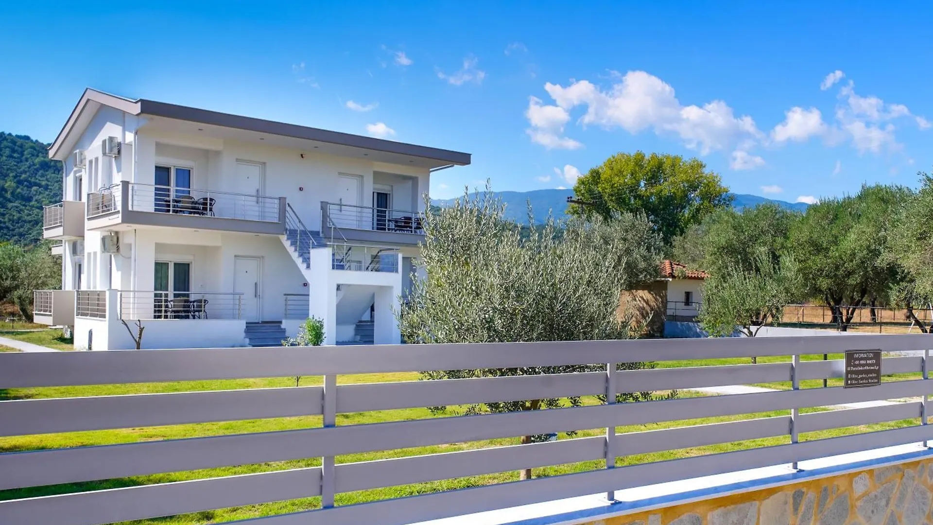 Olive Garden Apartment Olympiada