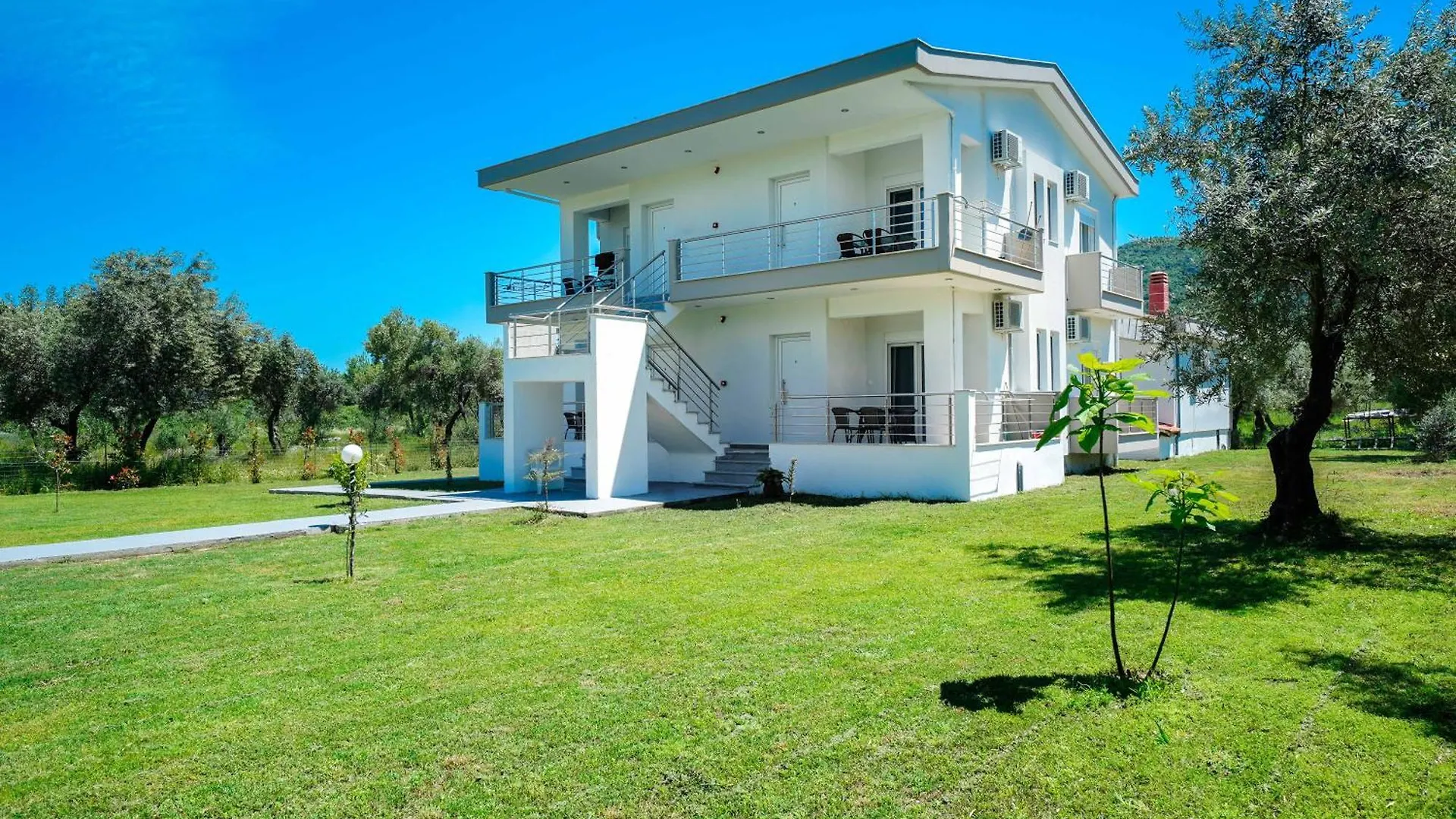 Olive Garden Apartment Olympiada Greece